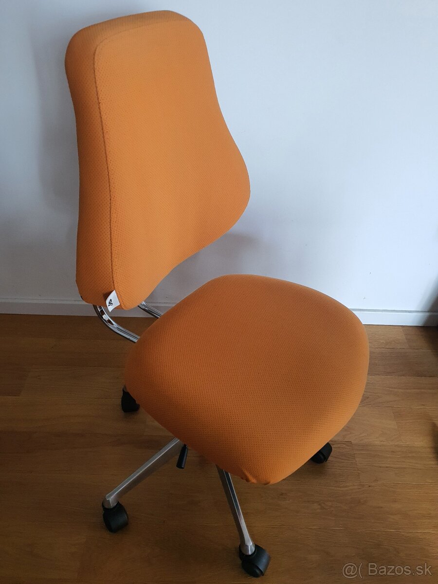 Spinergo rastúca stolička