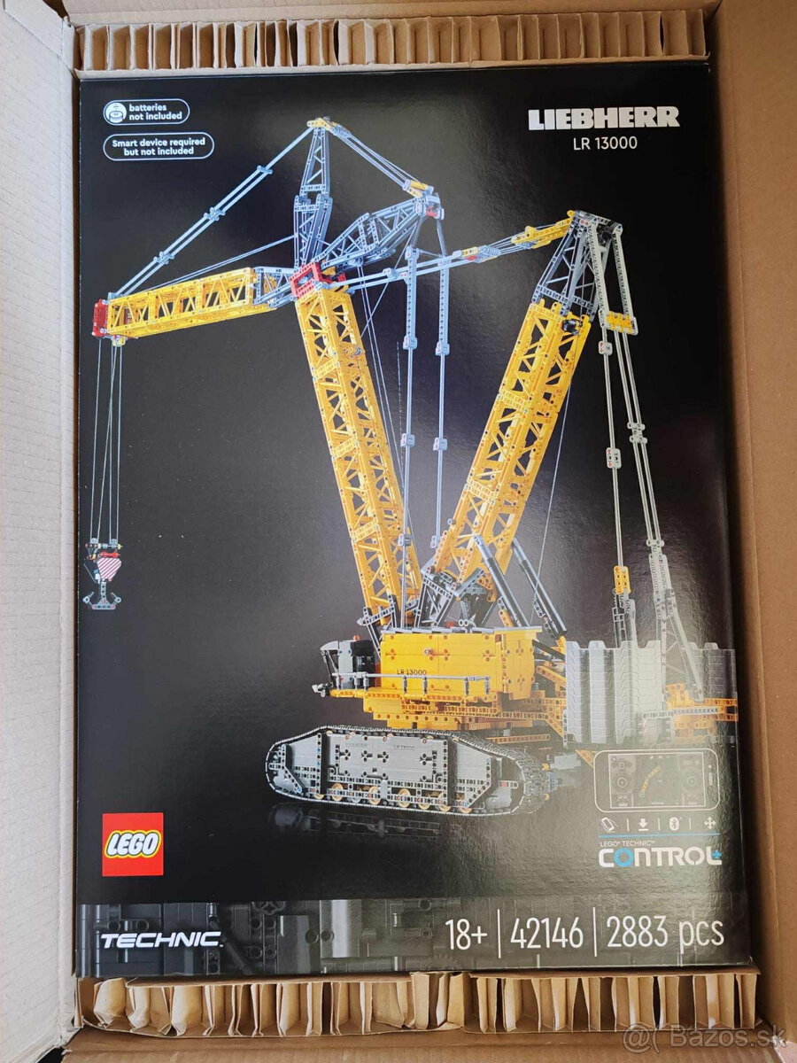 LEGO Technic 42146 Liebherr crawler