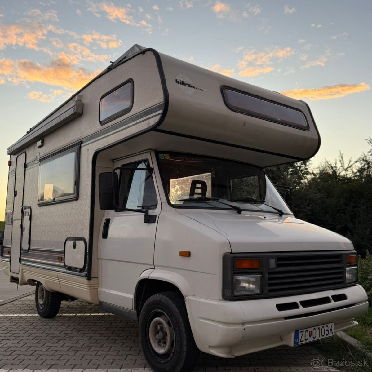 Auto karavan