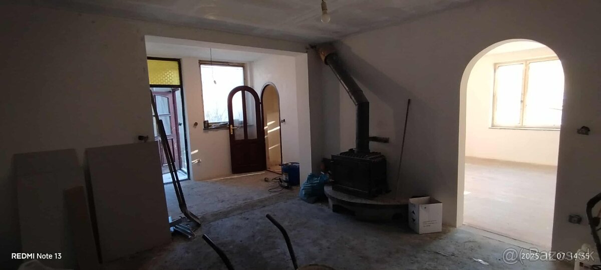 HZ-22 Na Predaj 3 izbový rodinný dom v Kolárove