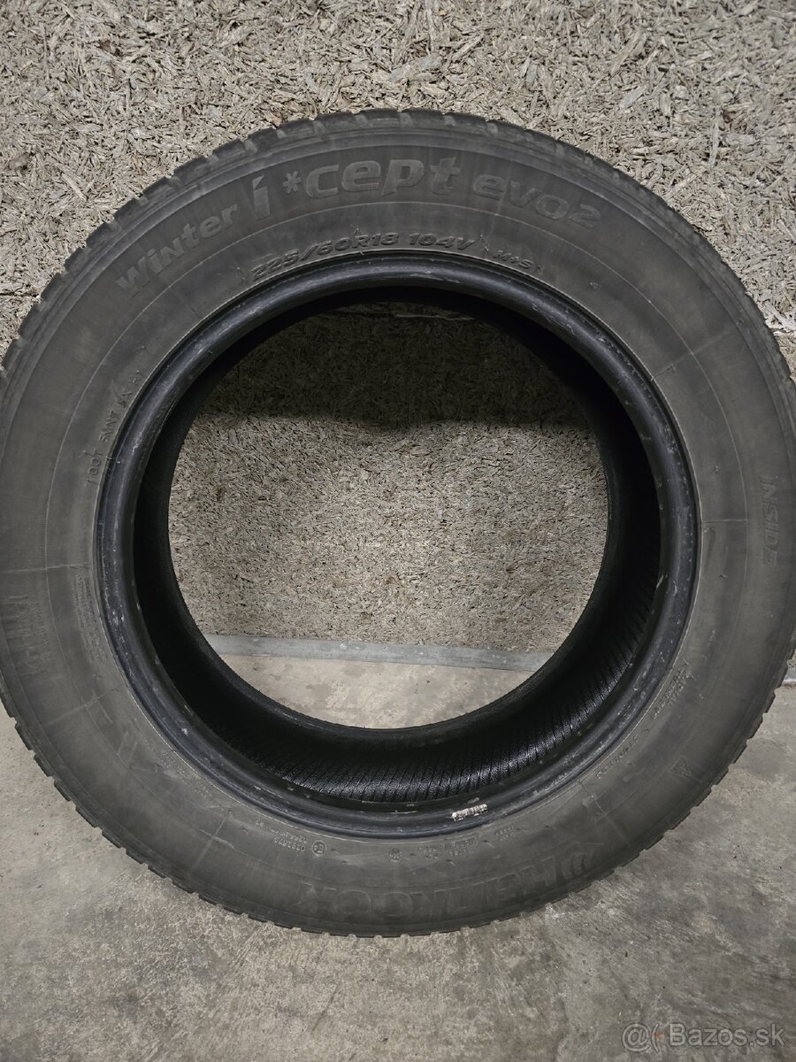Zimne pneumatiky Hankook 225/60R18