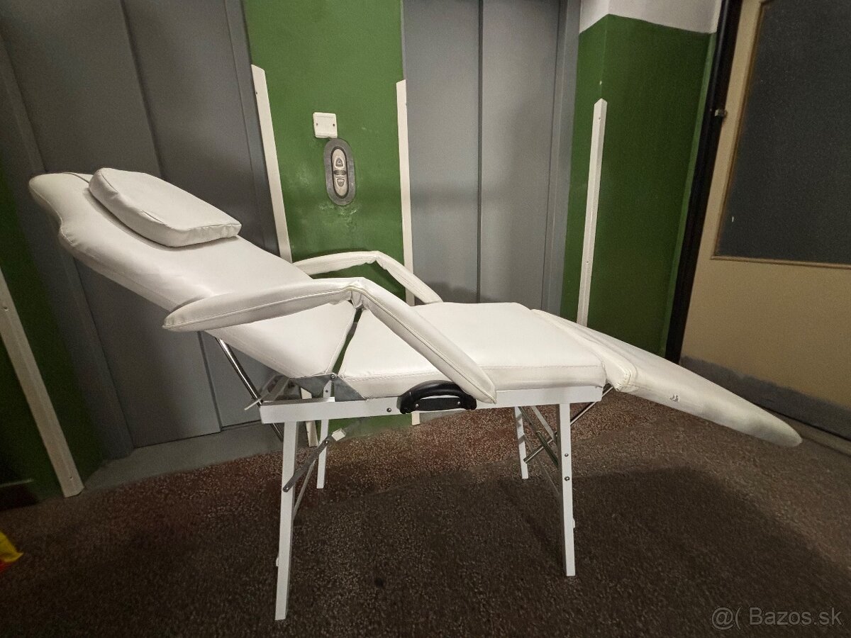 Masážne lehátko
