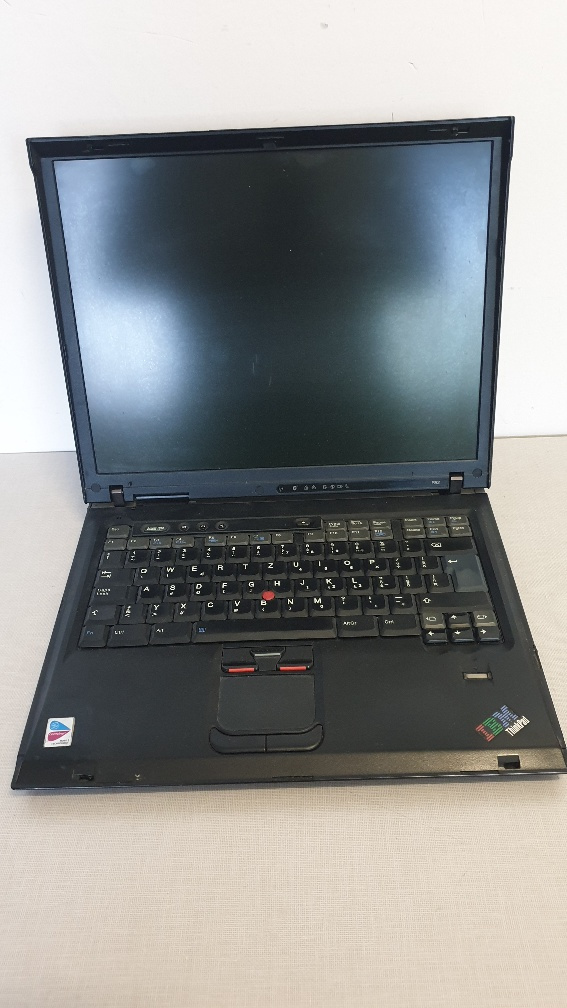 IBM ThinkPad R52