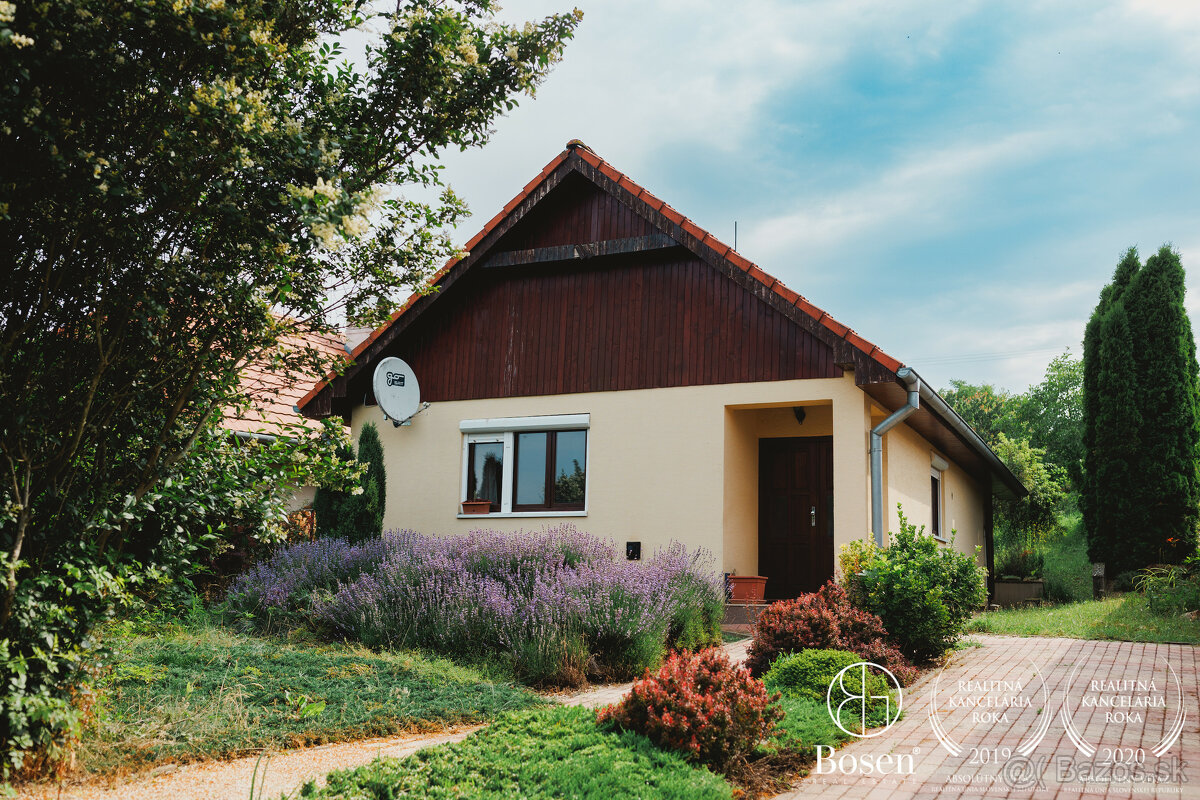 BOSEN | Rodinný dom v tichom prostredí obci Čechy
