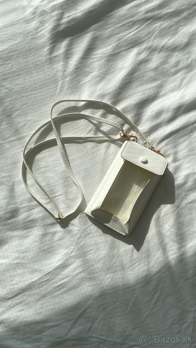 Biela crossbody kabelka na telefón, peniaze a doklady