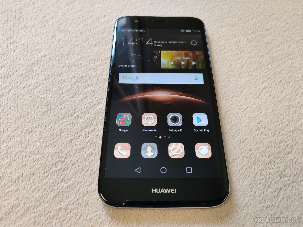 Huawei G8. 3gb///32gb+micro SDHC. Strieborná metalíza.