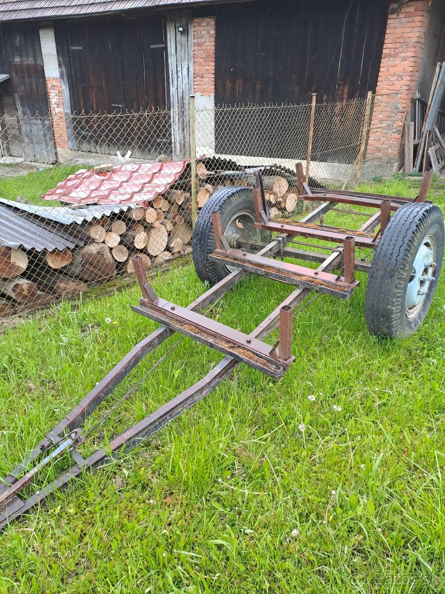 Traktorová vlečka