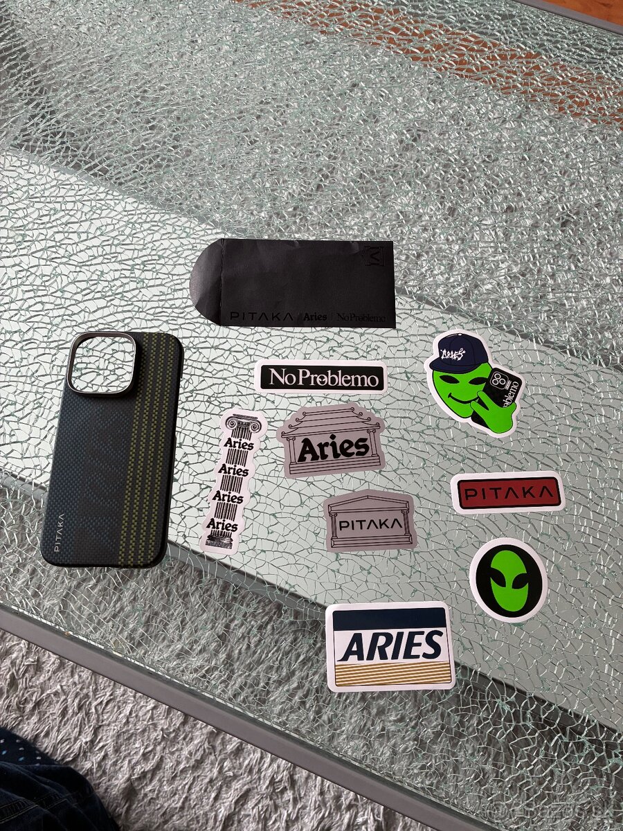 Pitaka Aries NoProblemo Luminous aramid case iPhone 16 Pro