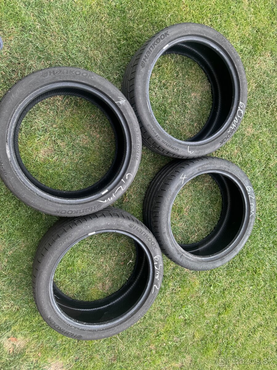 235/40/r19 HANKOOK Ventus S1 evo3