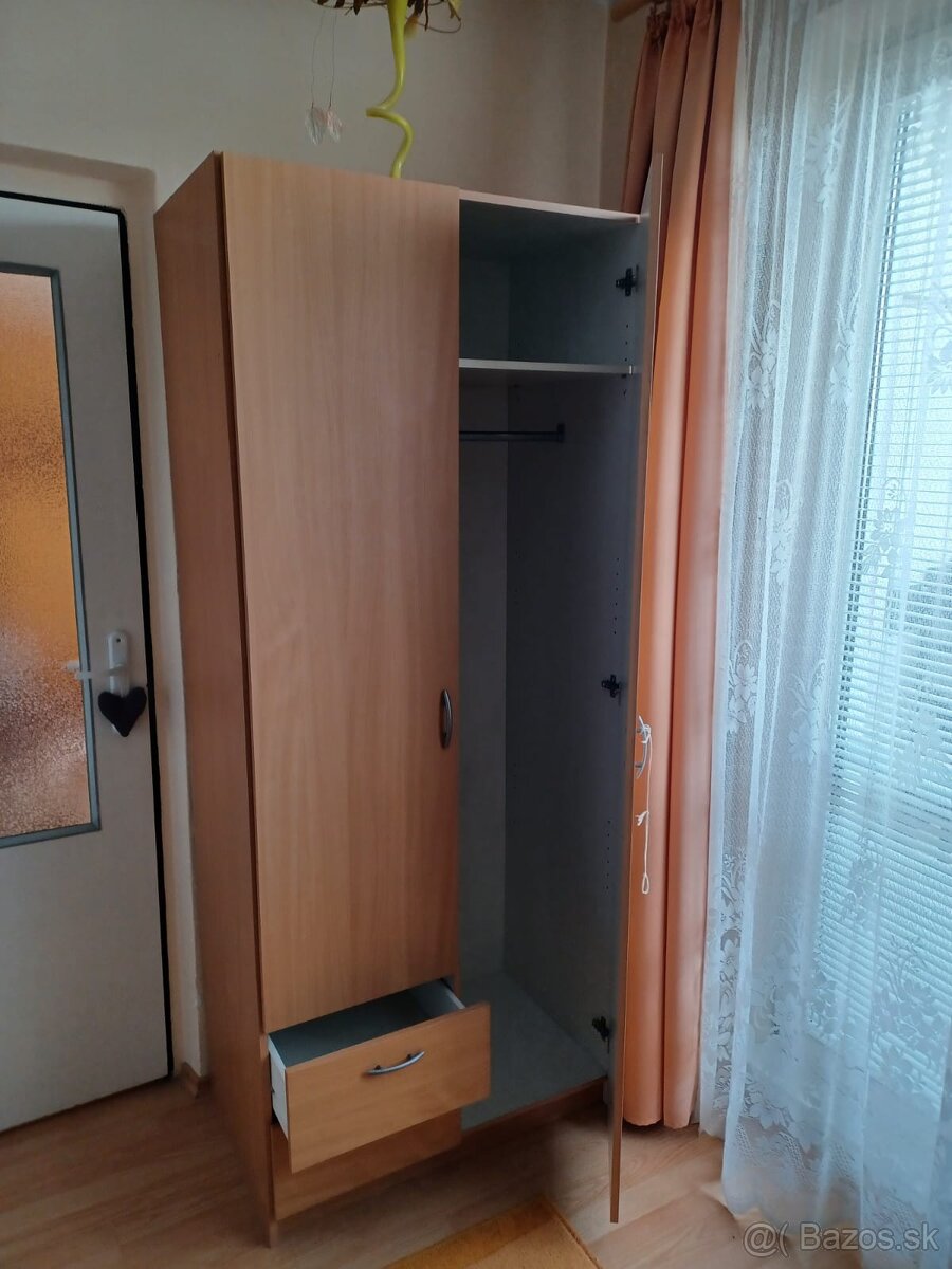 Skriňa