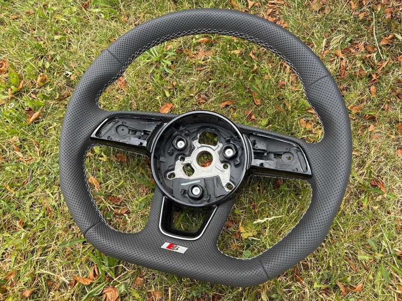AUDI VOLANT KOZENY ZKOSENY PERFOROVANY A4 S4 B9 A5 B9