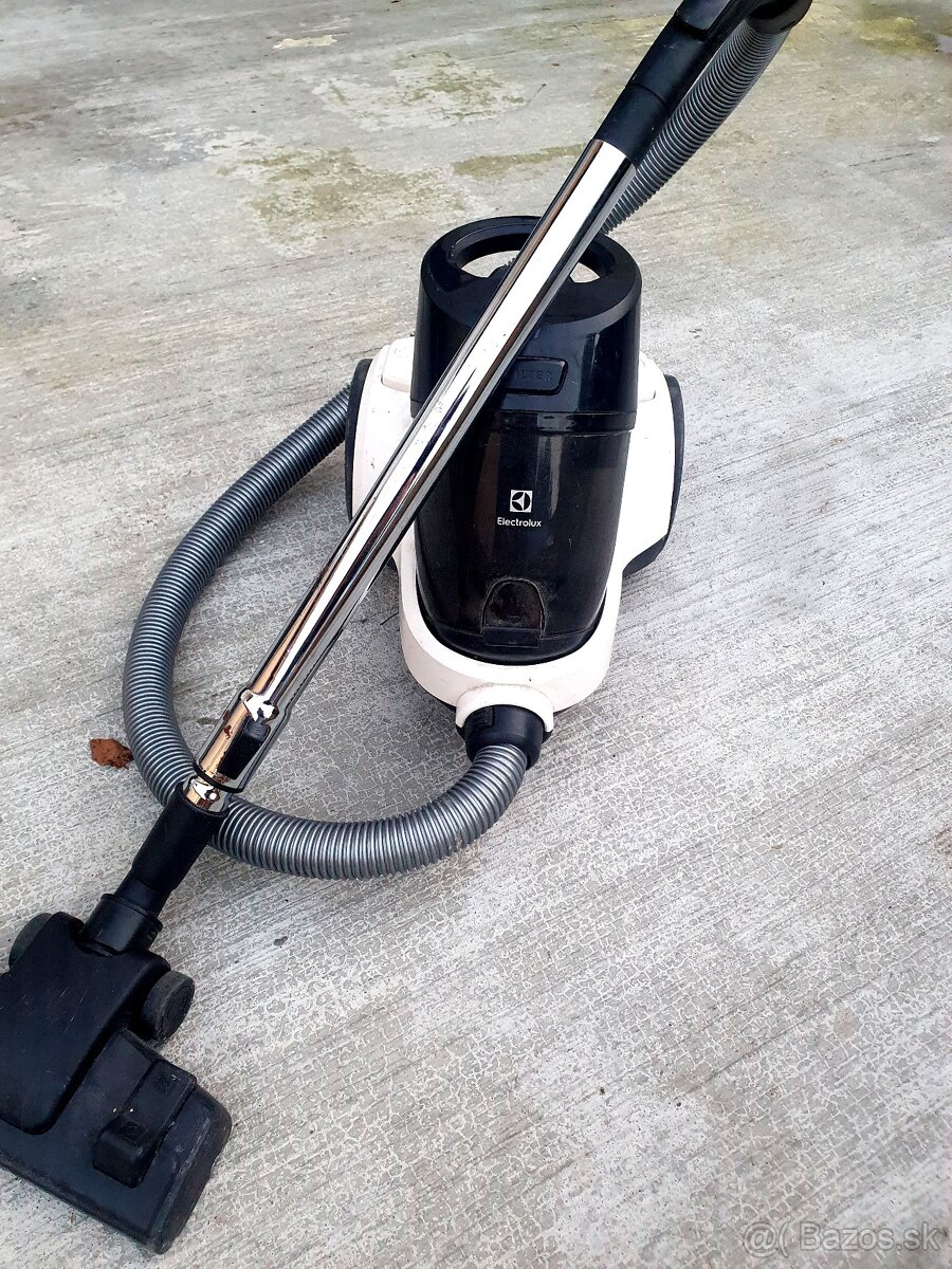 Elektrolux minimálne používaný