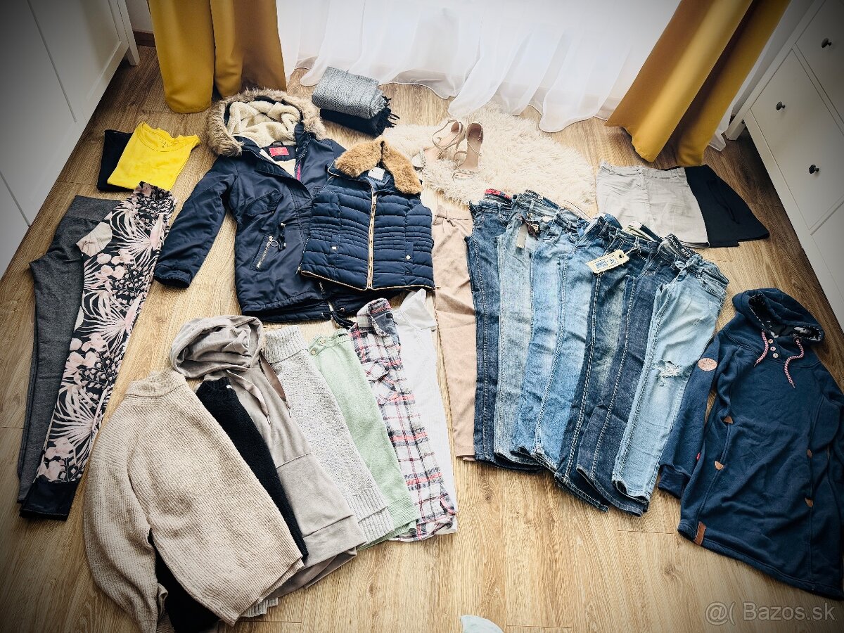 👖 BALÍK DÁMSKÉHO OBLEČENÍ – VELIKOST S–M (Malinovo)