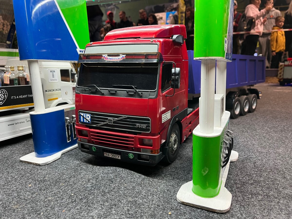 Tamiya Volvo FH12 Globetrotter 420 - nová stavebnica