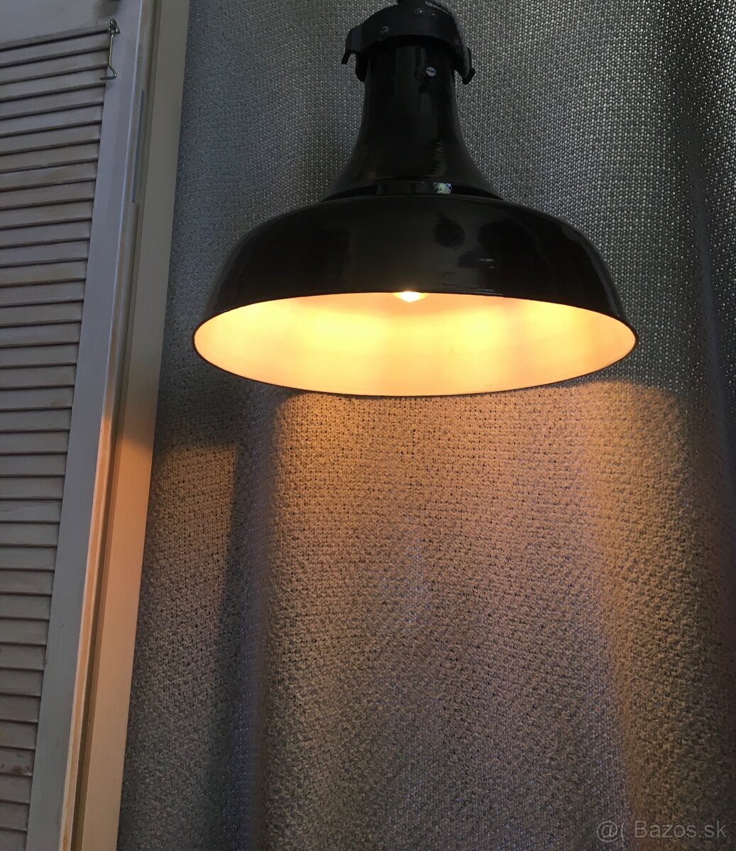 retro lampa industrial
