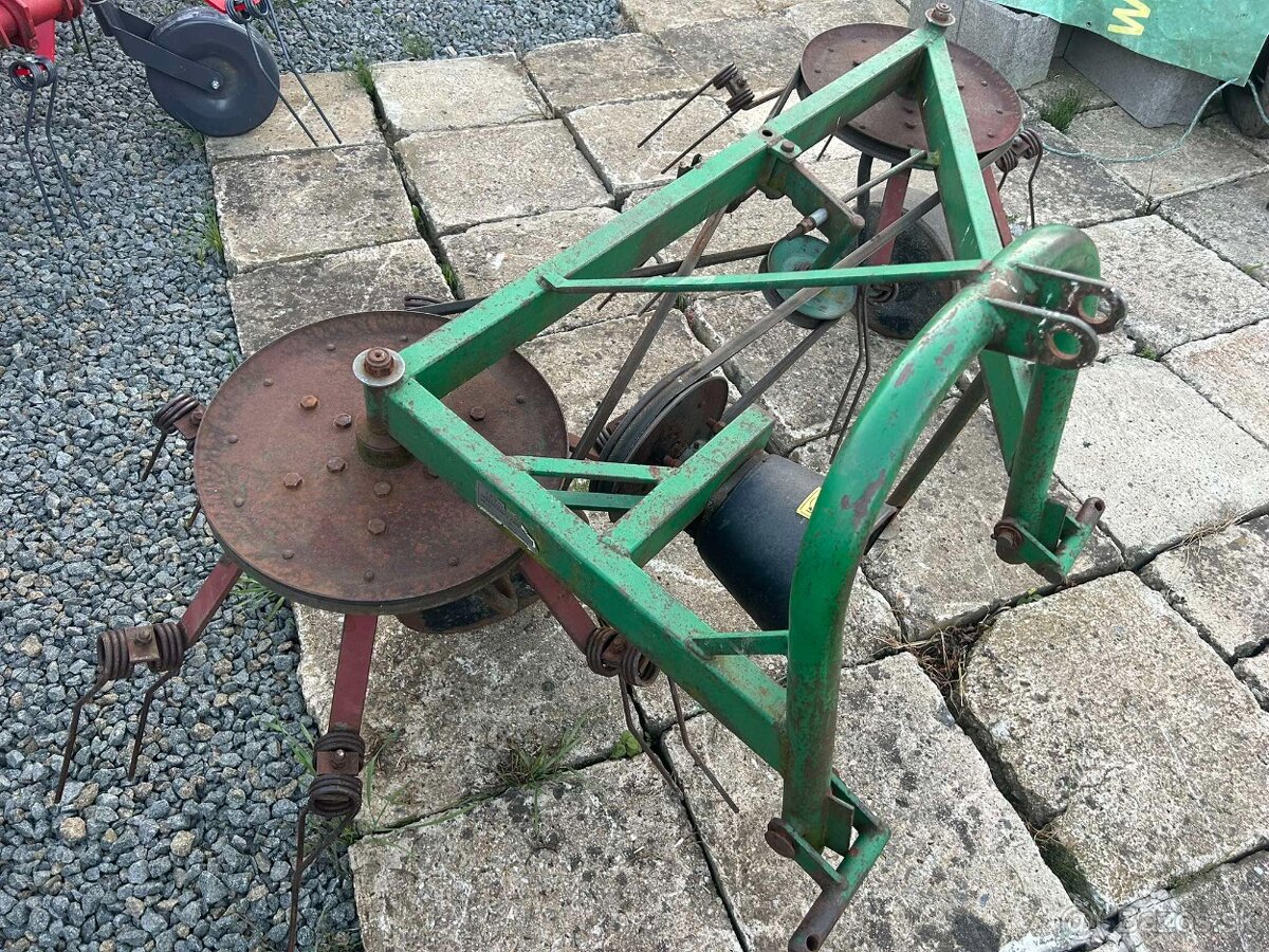 Predám pavúk na seno