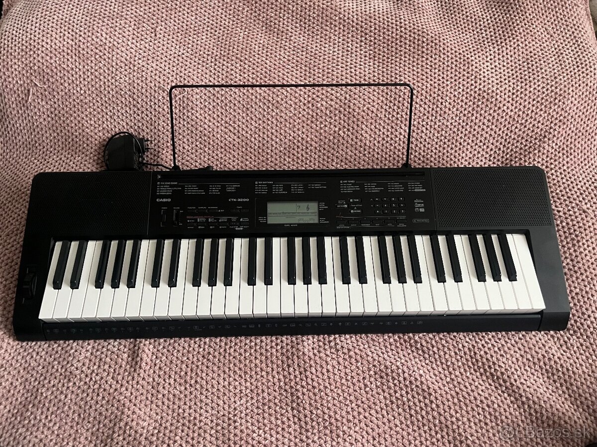 Elektrické klávesy Casio CTK - 3200