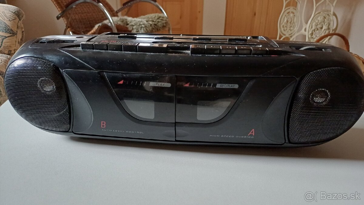 Rádiomagnetofón