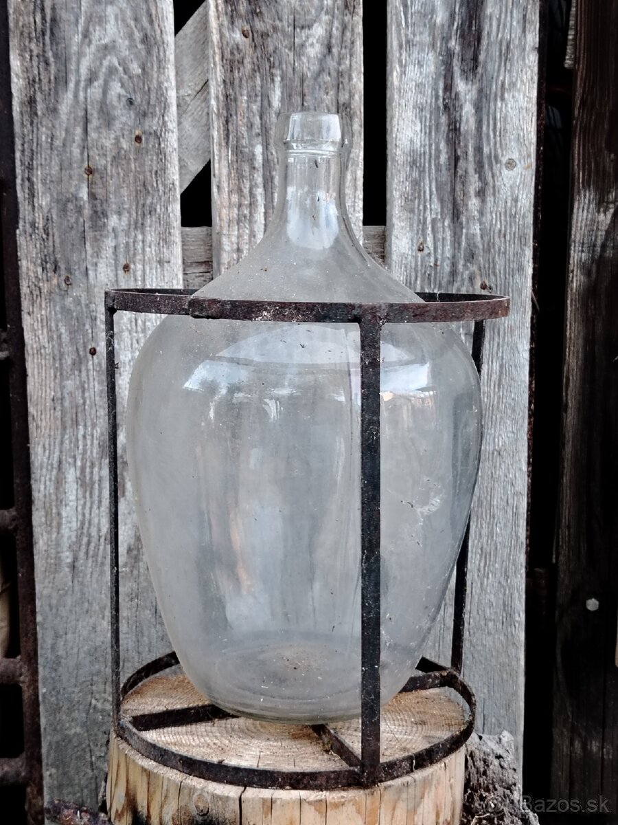 Sklenený Demožón 15l v železnom ráme