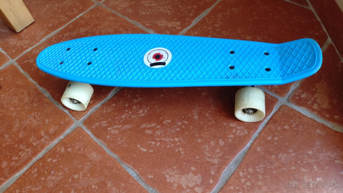 Predá skateboard Decathlon.