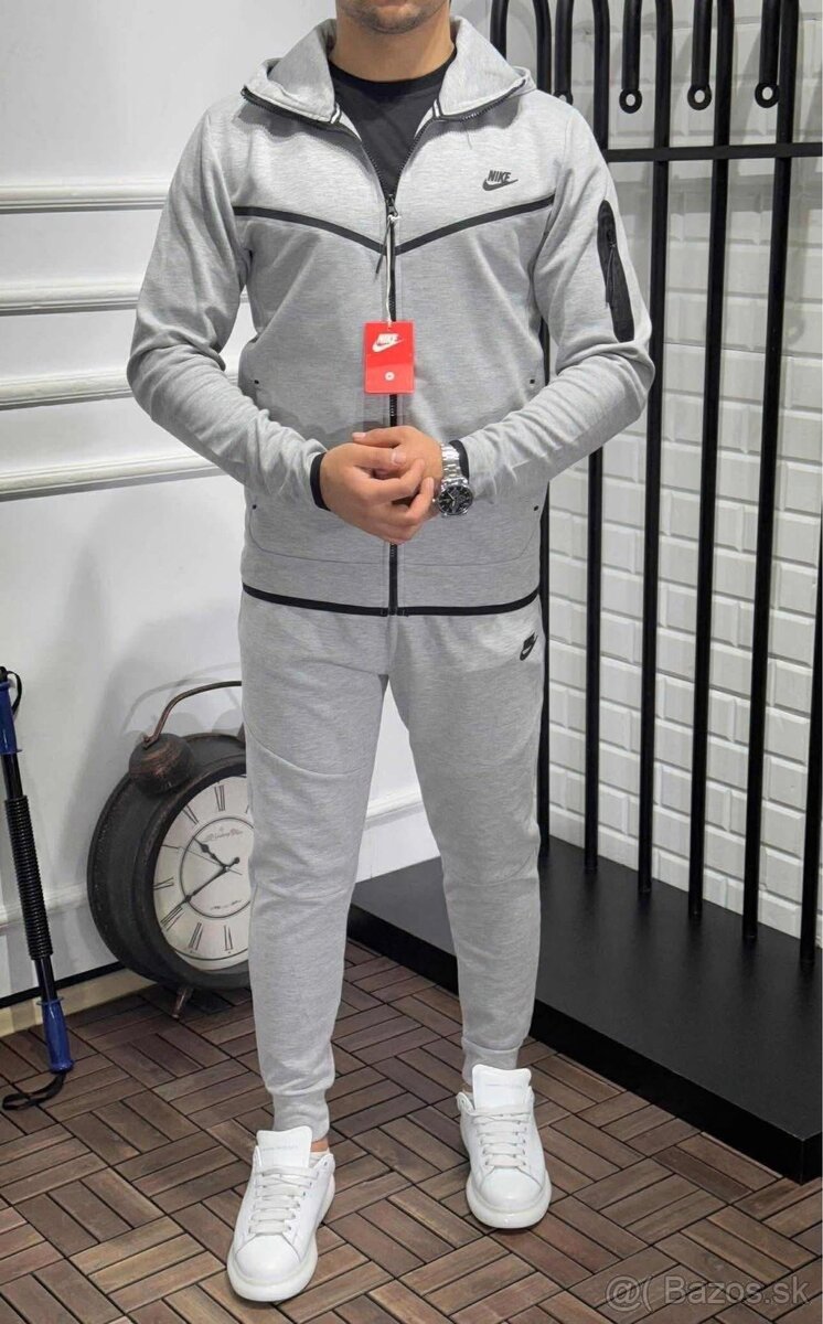 Pánska súprava Nike Tech Fleece šedá