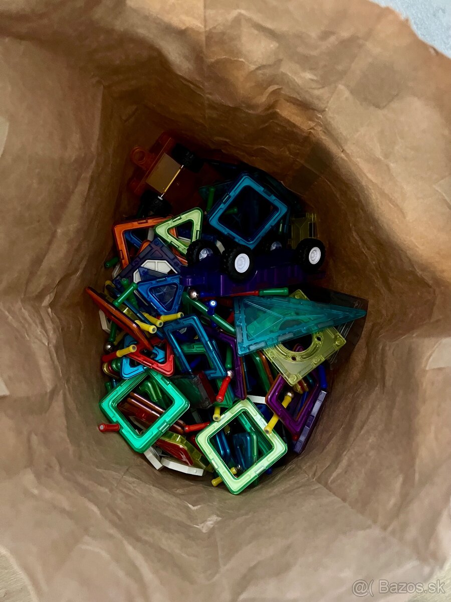 Magnetické stavebnice