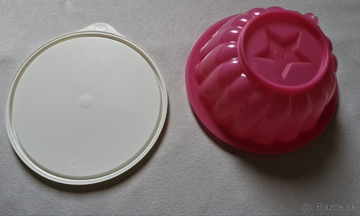 Dezertna forma tupperware