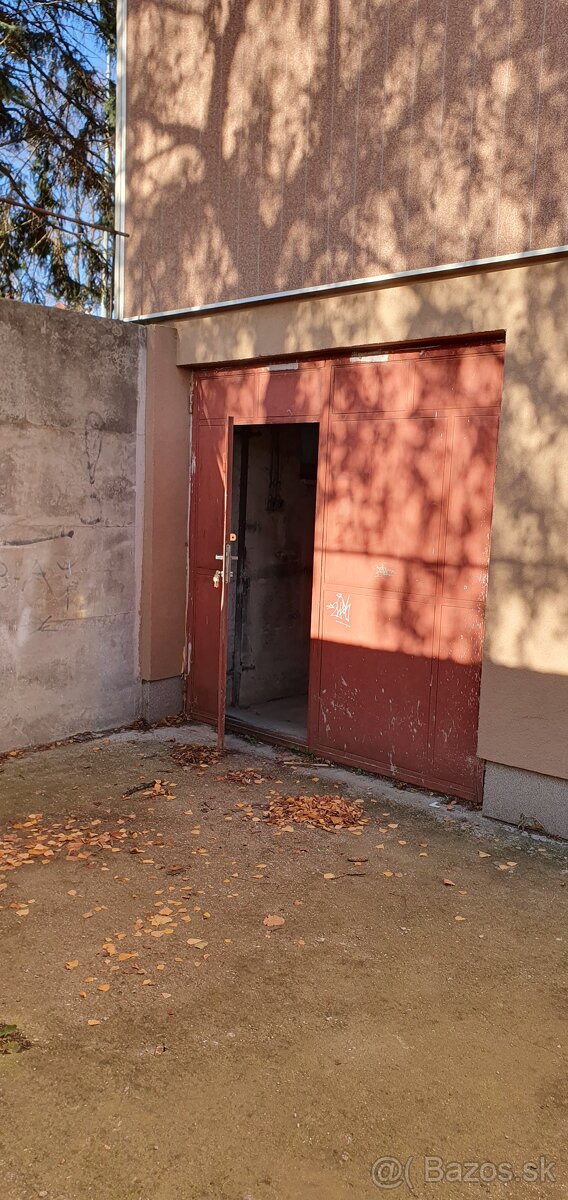 Nebytový priestor vo Vrbovom