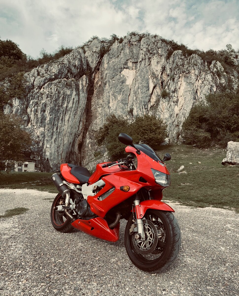 Honda VTR 1000F