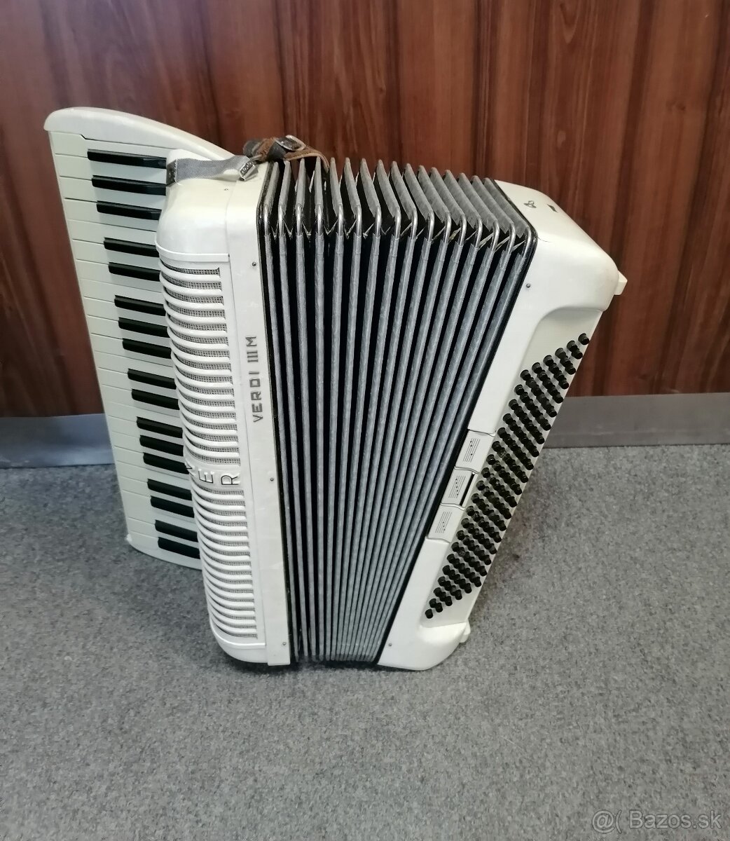Akordeón, Harmonika, 120 basová