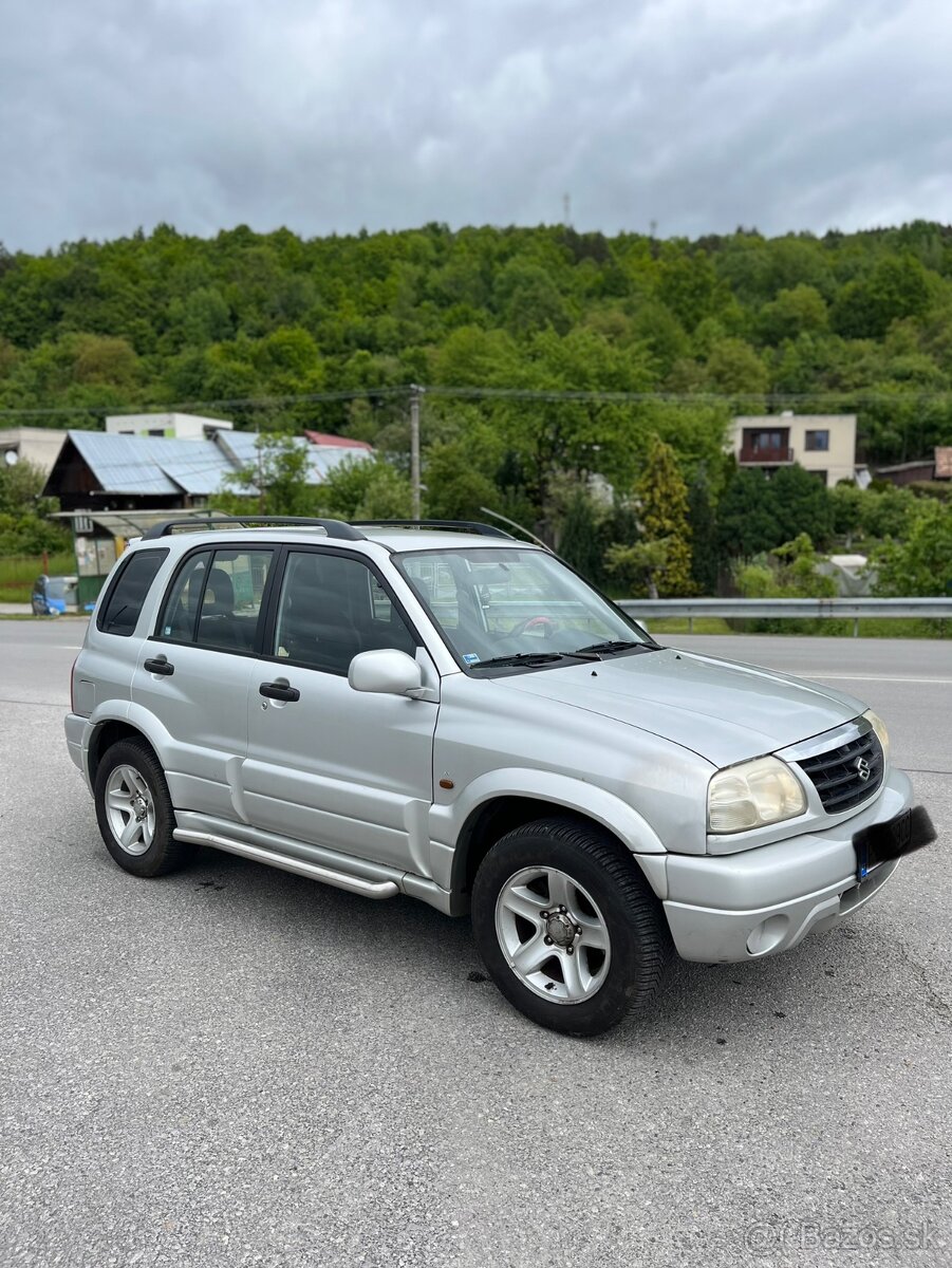 Suzuki Grand Vitara 2.0 benzín