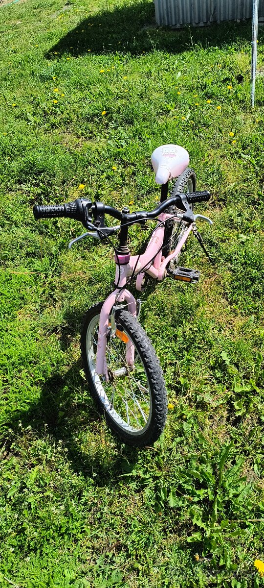 Dievčenský bicykel