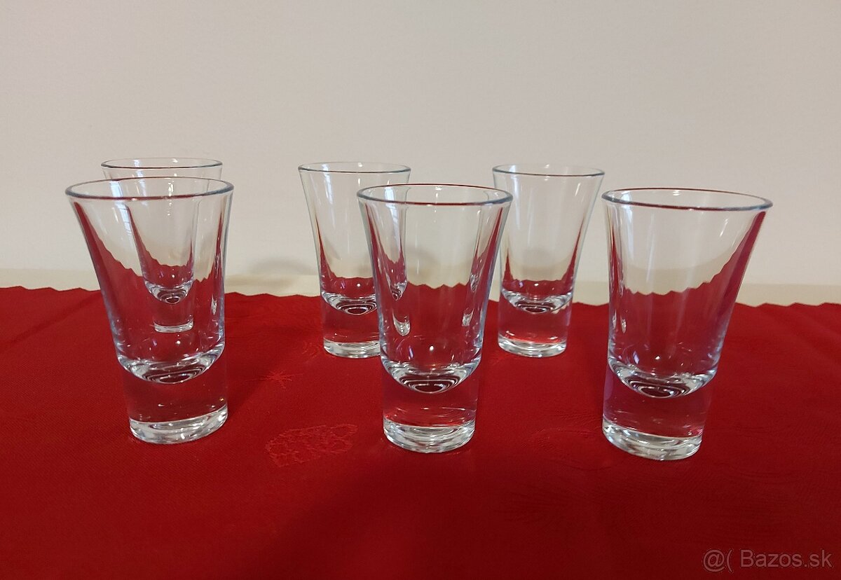 Kvalitné české sklo-štamperlíky, 6 ks 100% stav