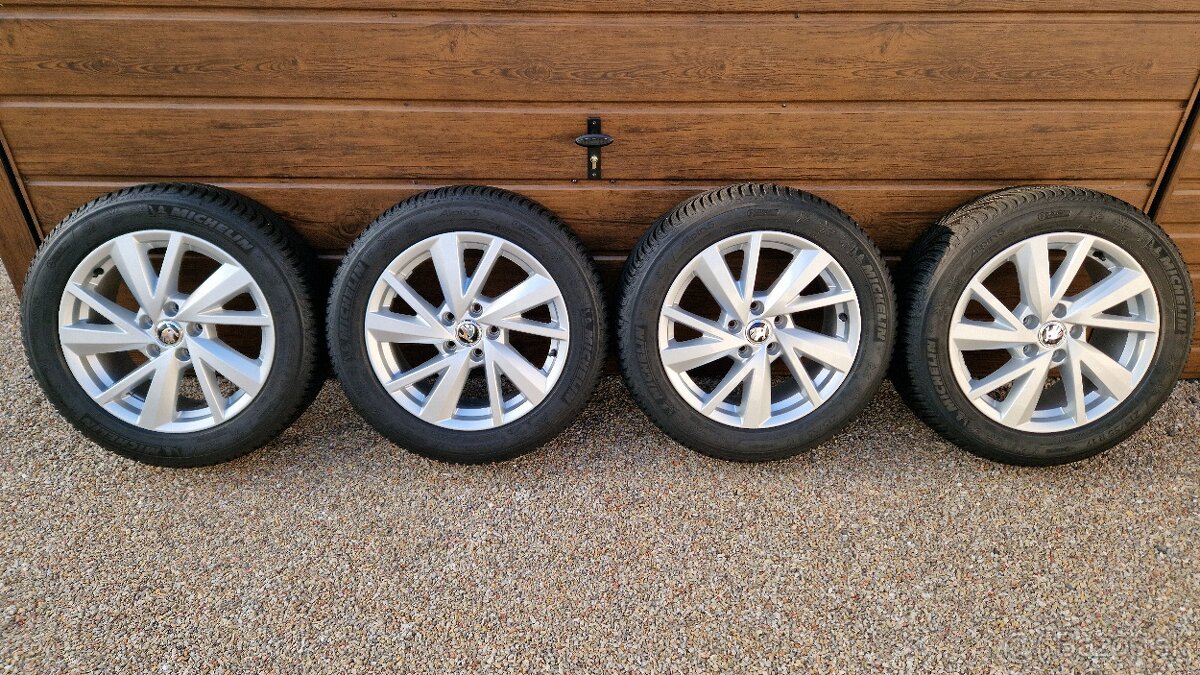 Zimná sada originál Škoda Superb 3, 5x112 R17