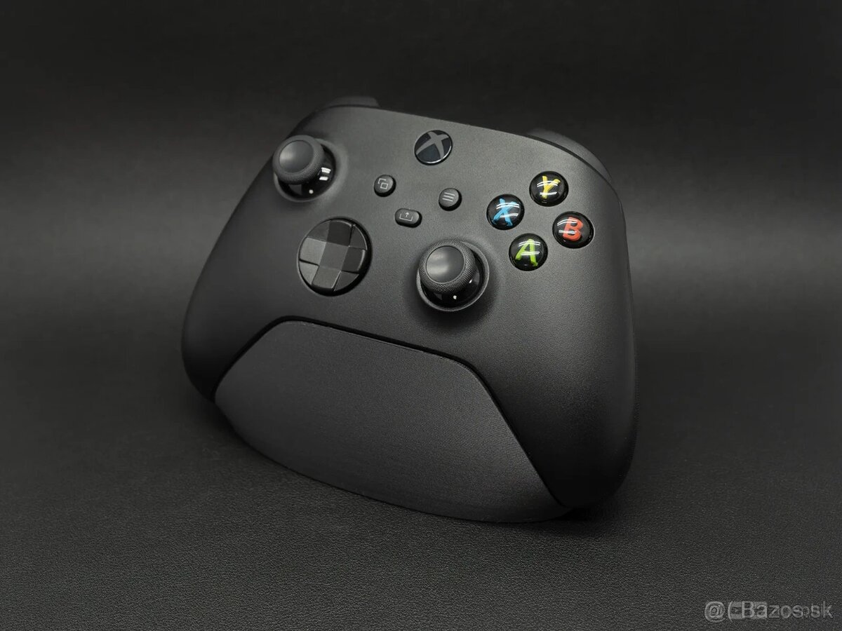 Stojan na Xbox ovládač
