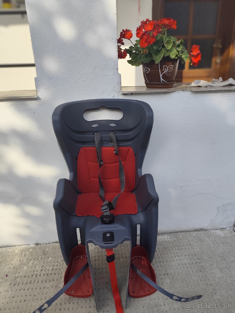 Sedačka zadná na bicykel