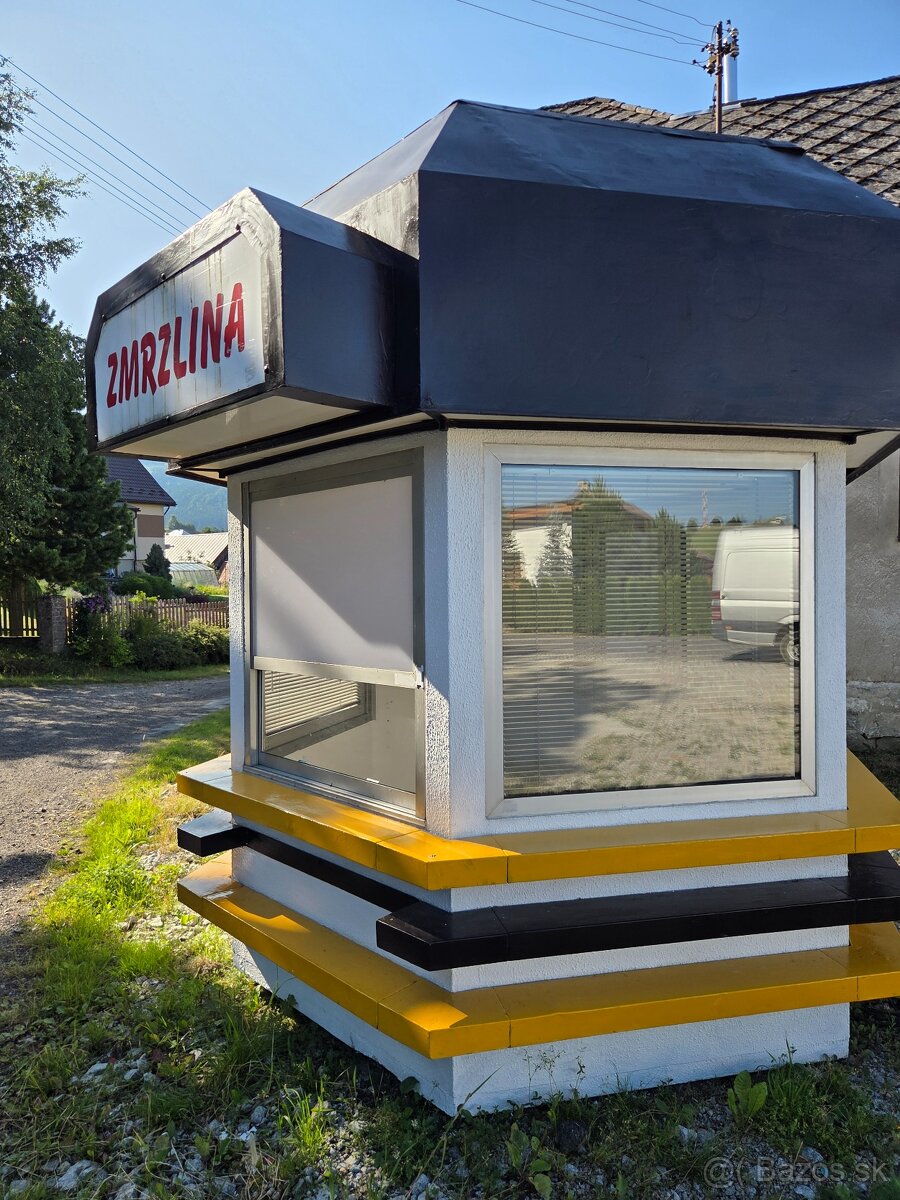Zmrzlinový stánok