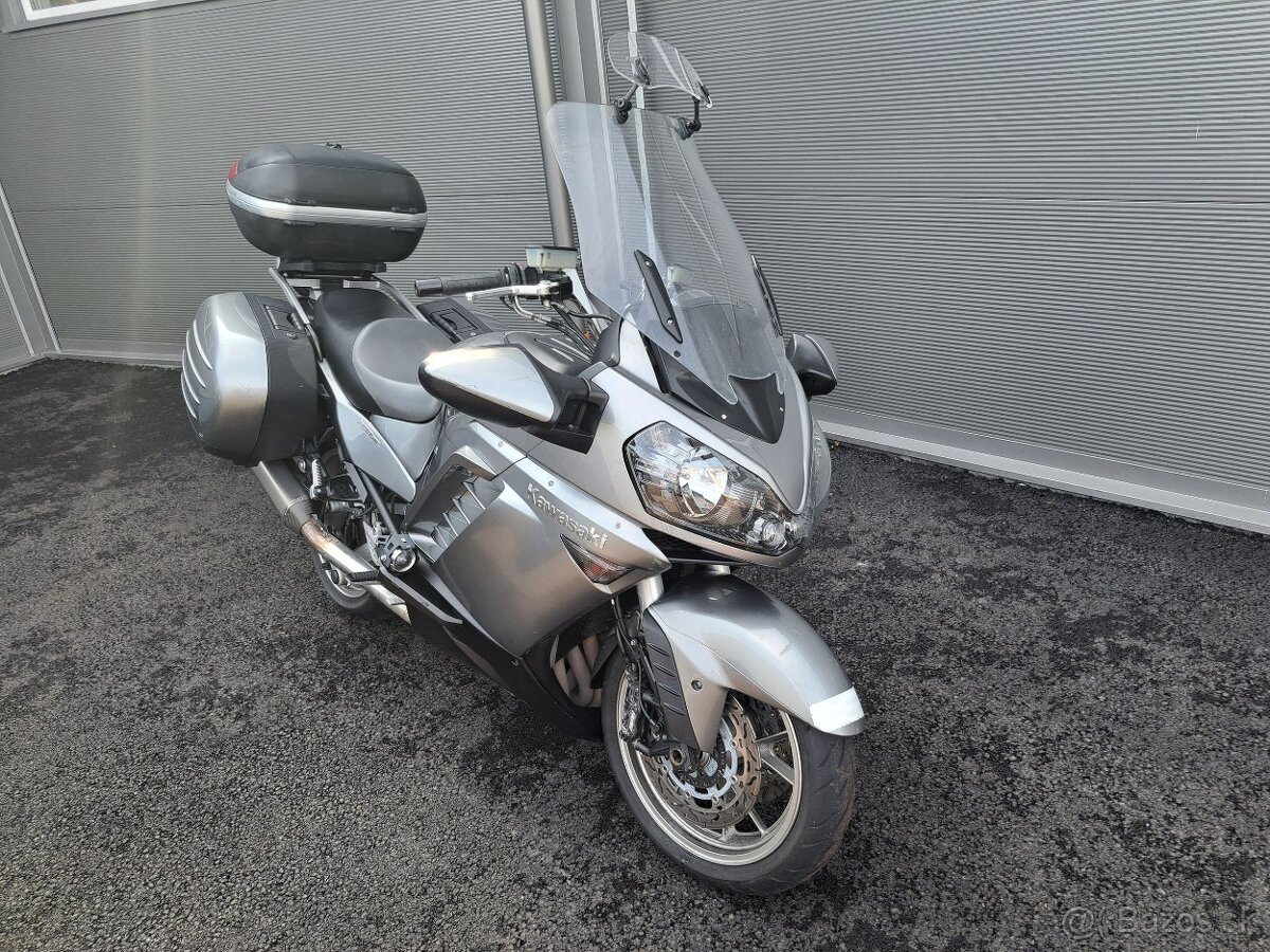 Kawasaki GTR 1400
