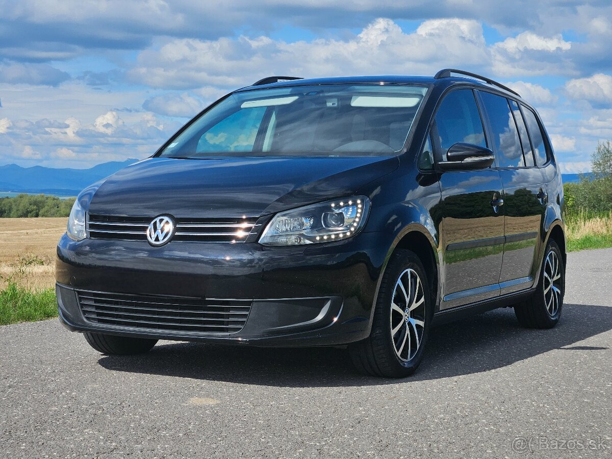 Volkswagen Touran, 1,6 TDI DSG 2011