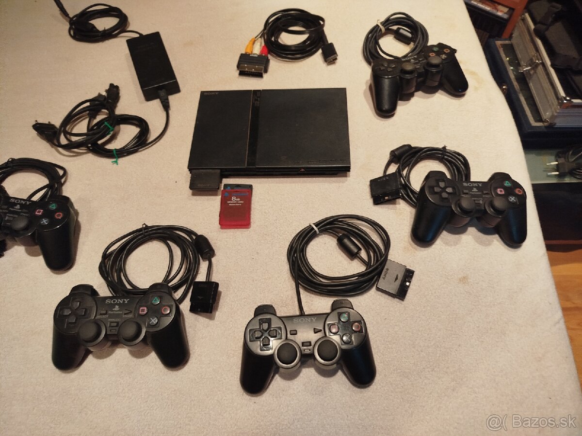 Playstation 2 slim+5 ovladocou+27 hier