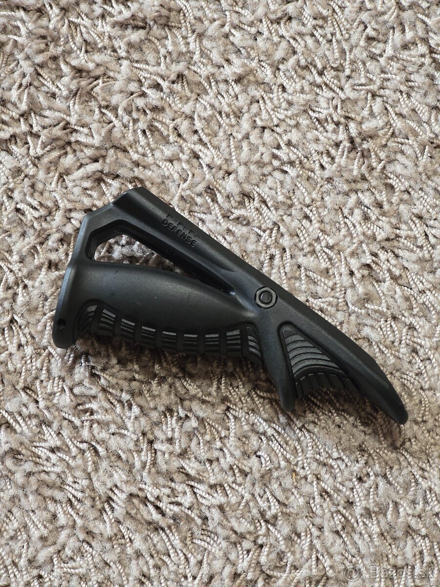 Fab Defense foregrip