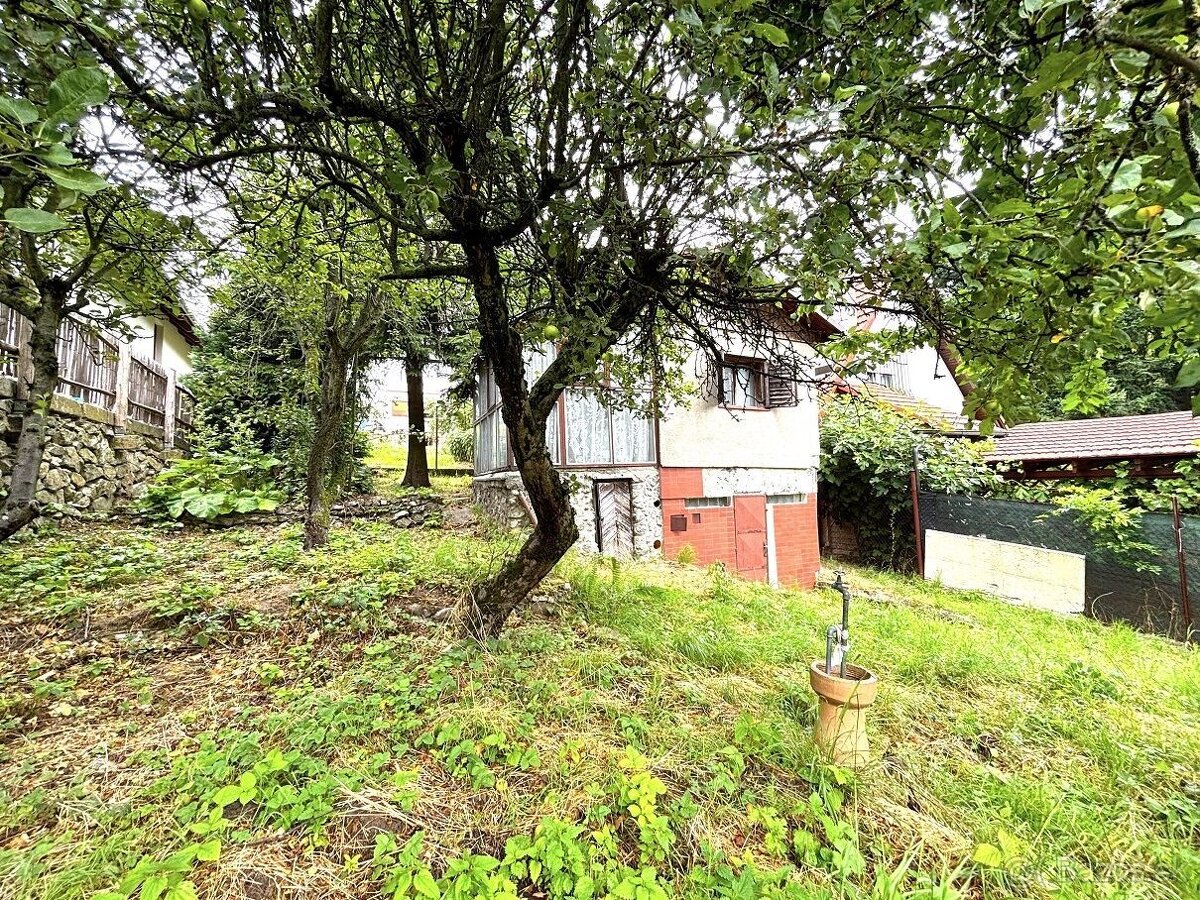 Záhrada 566 m² v Dúbravke| Elektrina | Ticho a zeleň