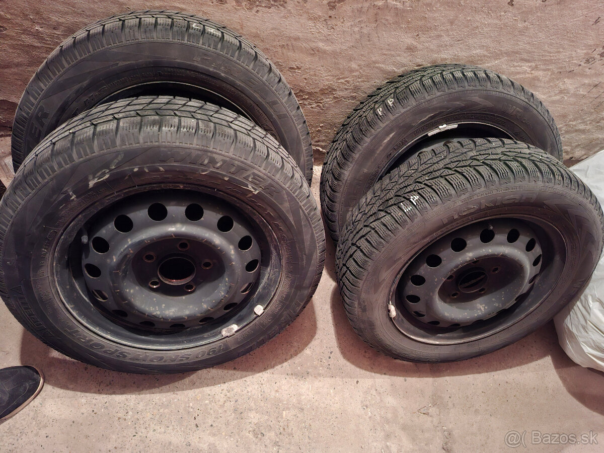 Predám zimné pneumatiky na oceľových diskoch 185/65 R15