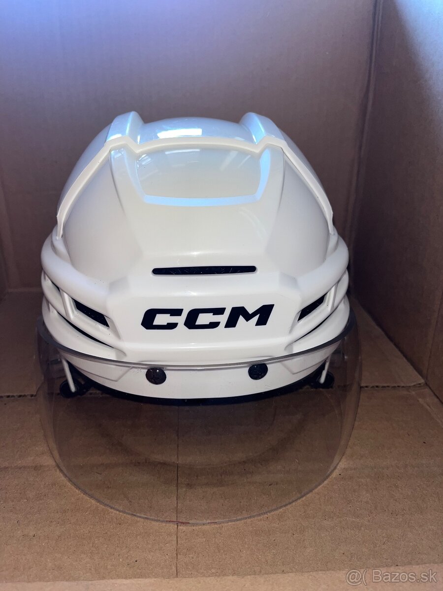 Hokejovaá prilba CCM Tacks 720