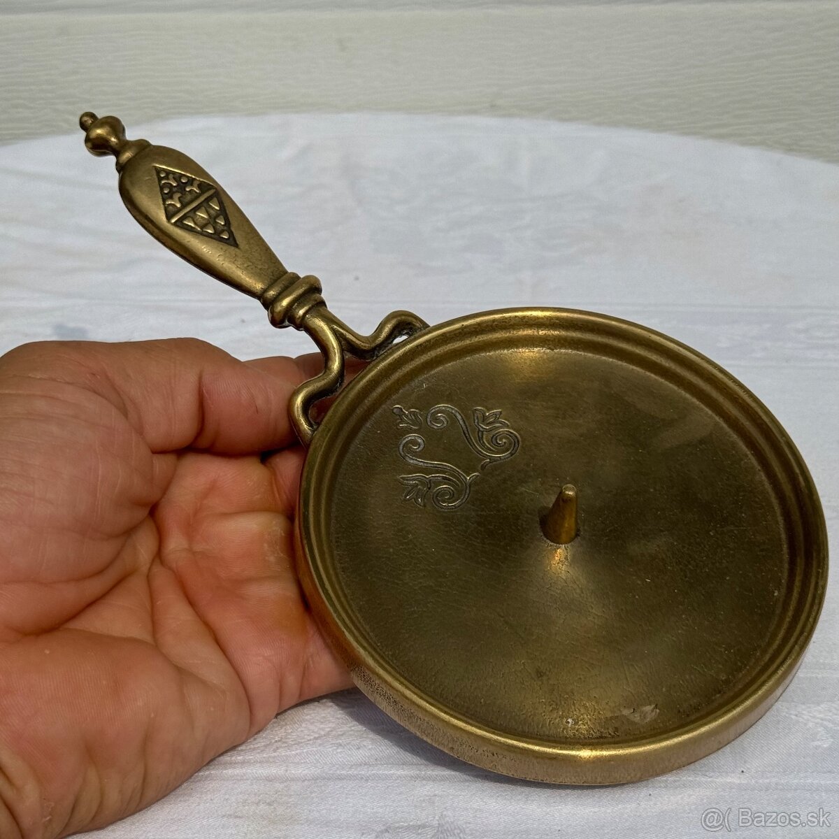 Svietnik mosaz na širokou svíčku