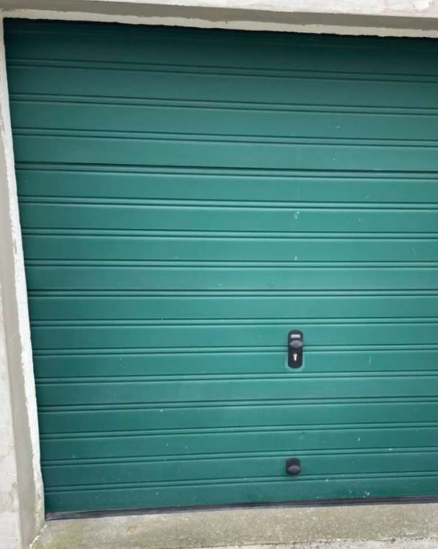 Predám garážovú bránu