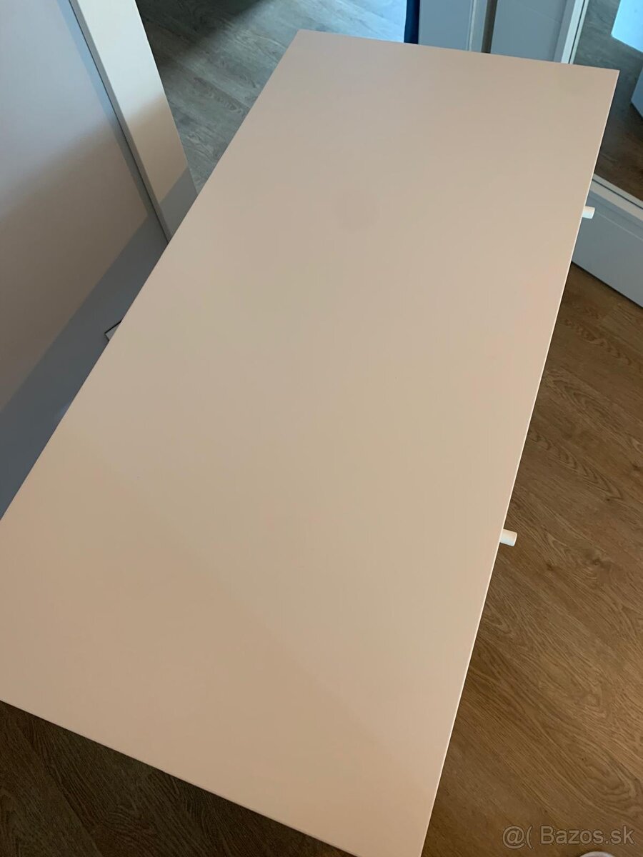 Toaletny stolik ikea SYVDE