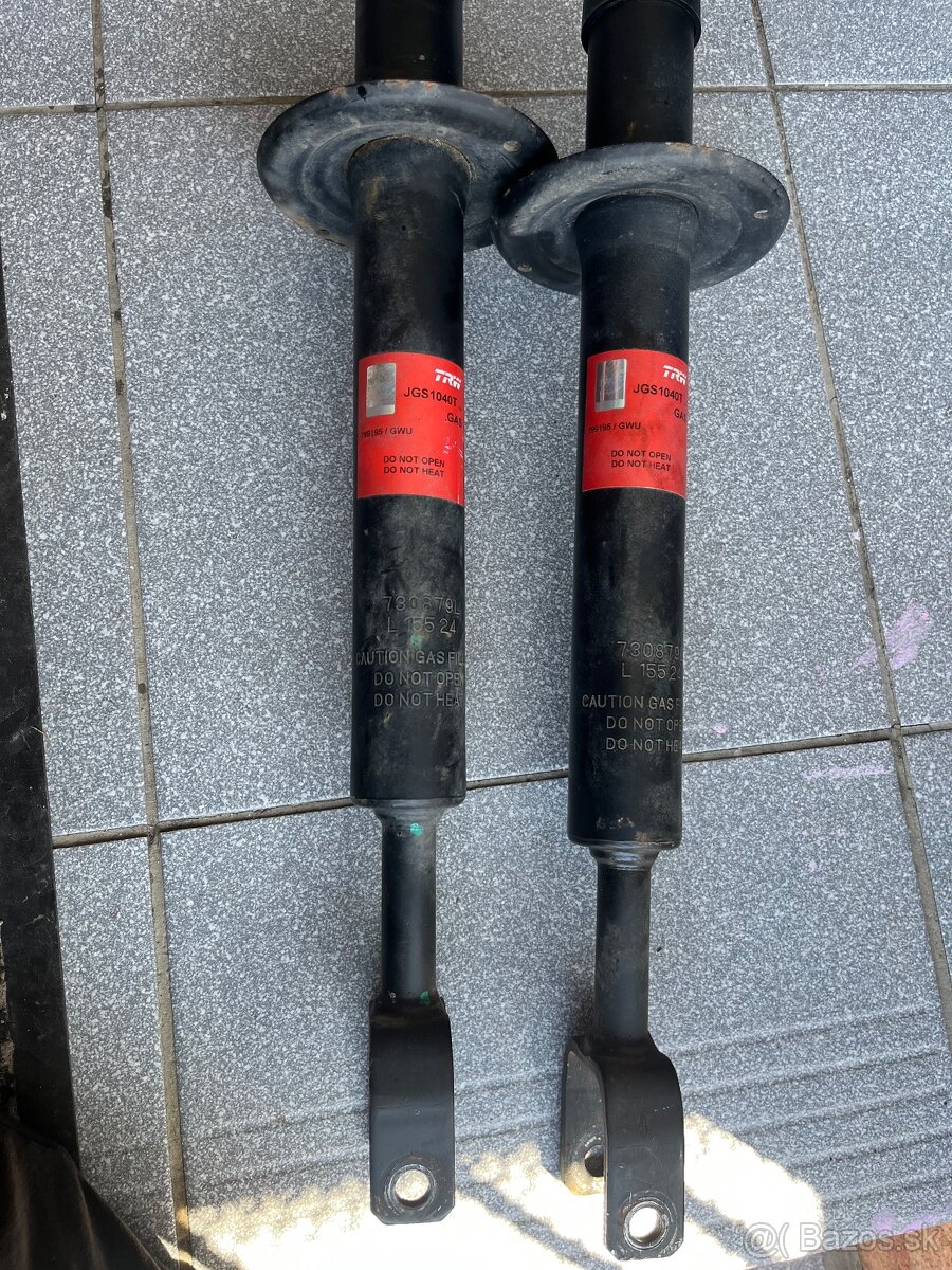 Predám predné tlmiče TRW na audi a6 c6