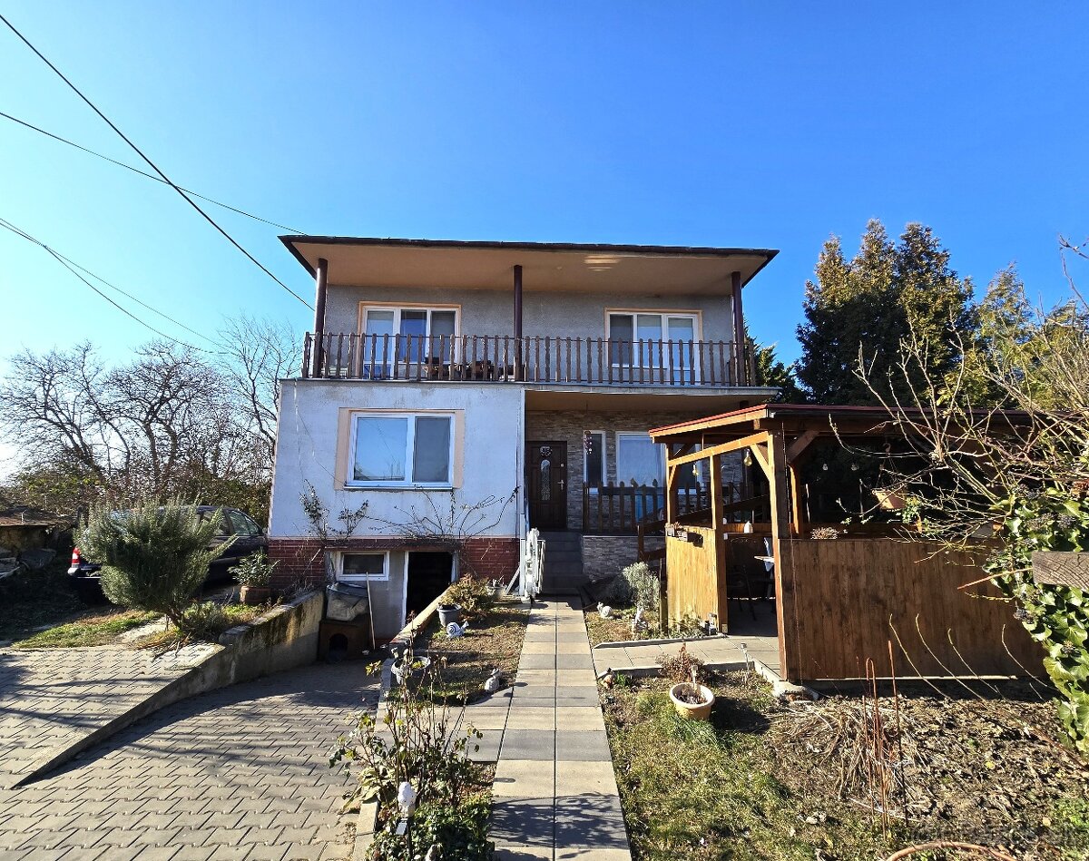 REZERVOVANÉ. Predaj rodinného domu, Štitáre. Výhradne u nás