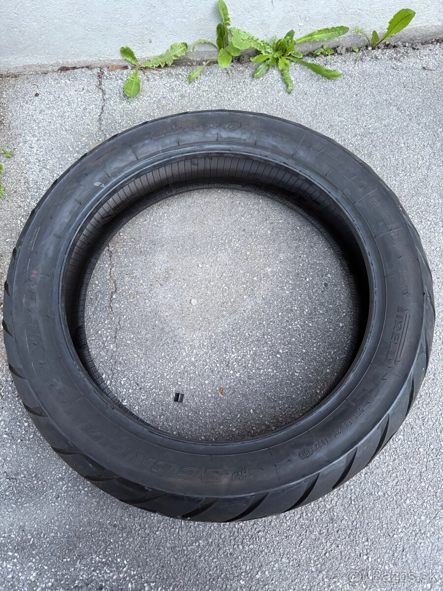 Pirelli zadná pneu 150/70 r18